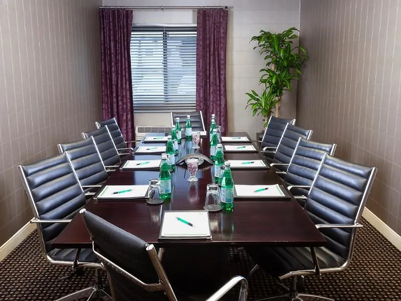 Hampton Inn Newark Airport
