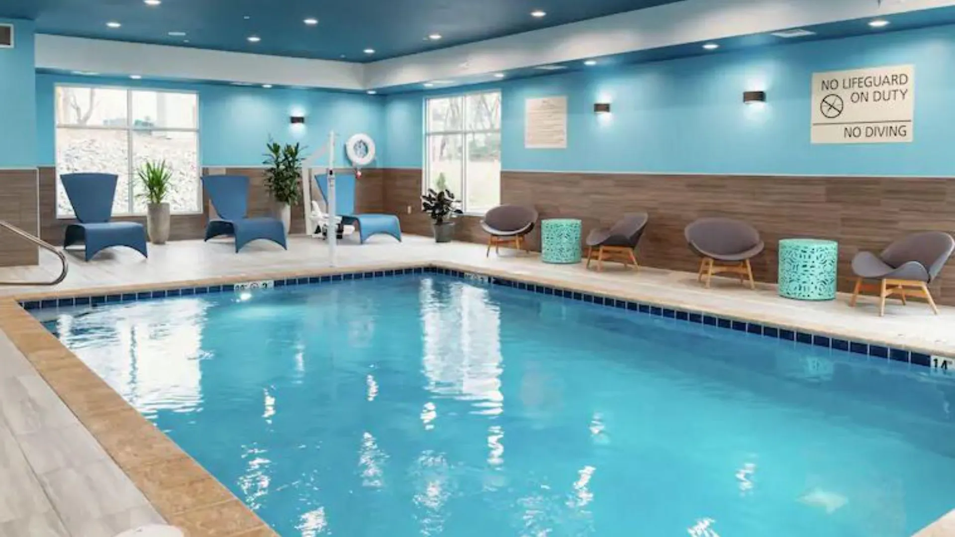 Hampton Inn Newark Airport Hotel