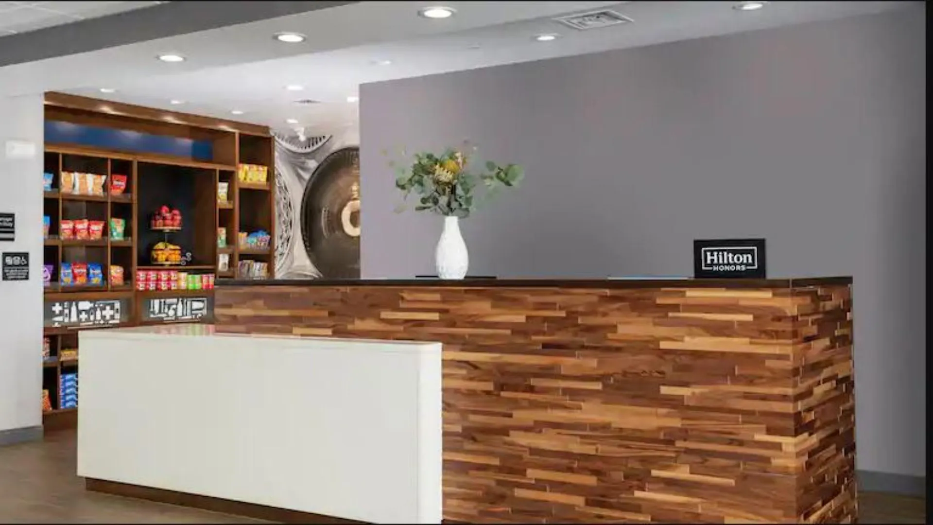 Hotel Hampton Inn Newark Airport