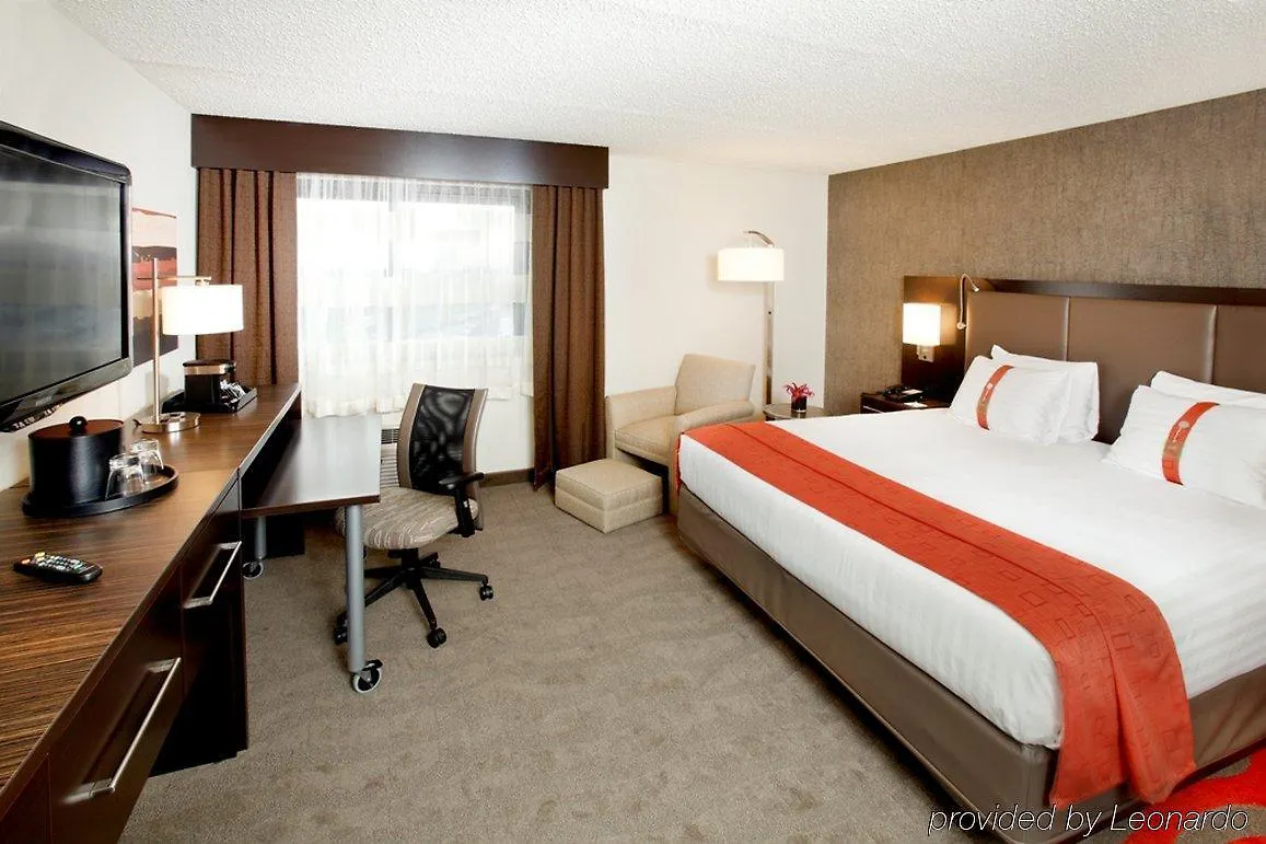 Hampton Inn Newark Airport Hotel