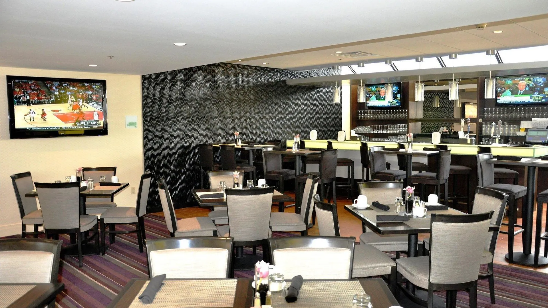 Hampton Inn Newark Airport